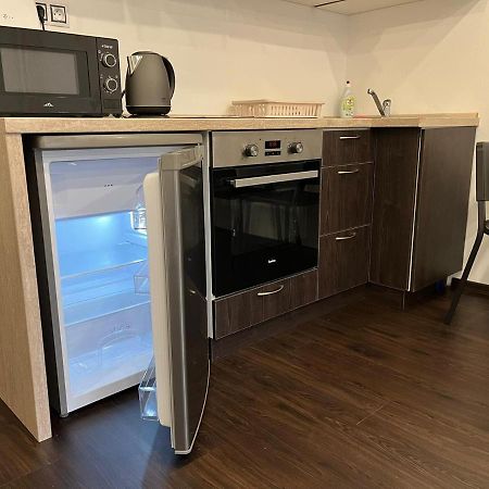 Apartment Charkovska Карлови Вари Екстериор снимка